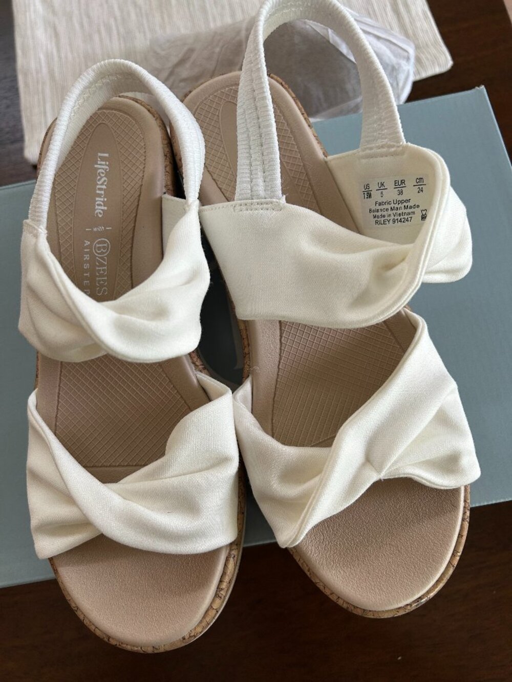 Lifestride Riley Wedge Sandal
